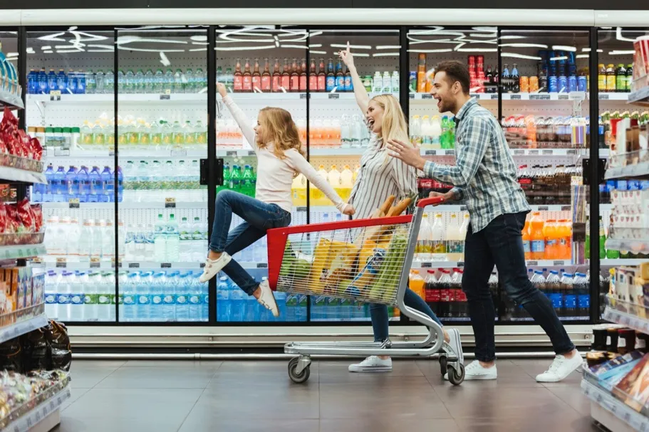 Resesi? Saya Malah Belanja Lebih Banyak: Strategi 'Precision Shopping' 2026 yang Justru Bikin Tabungan Saya Naik 30%.